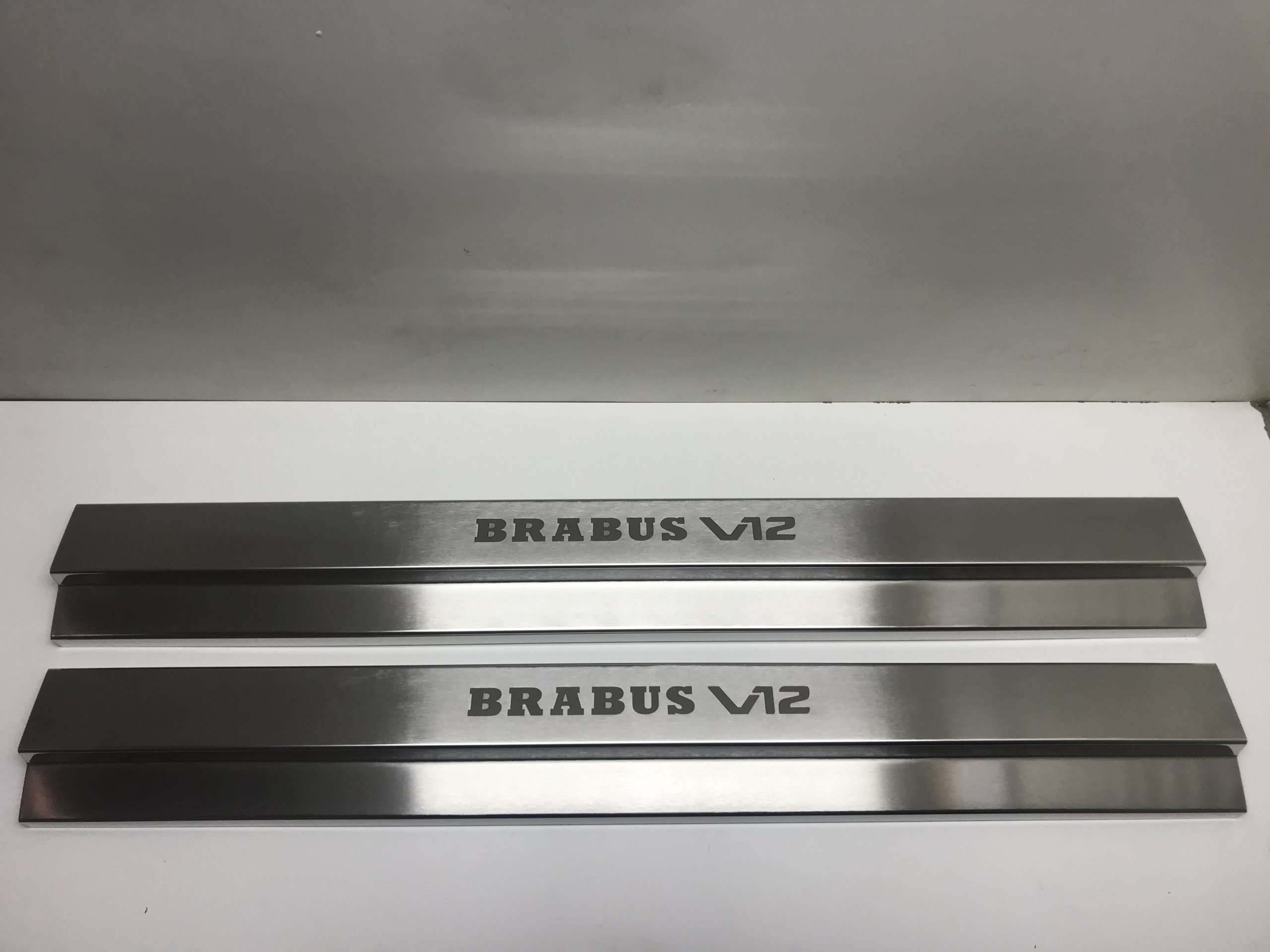 drezcar door sills brabus v12 white mercedes benz w140 sec 1 drezcar door sills brabus v12 white mercedes benz w140 sec 1