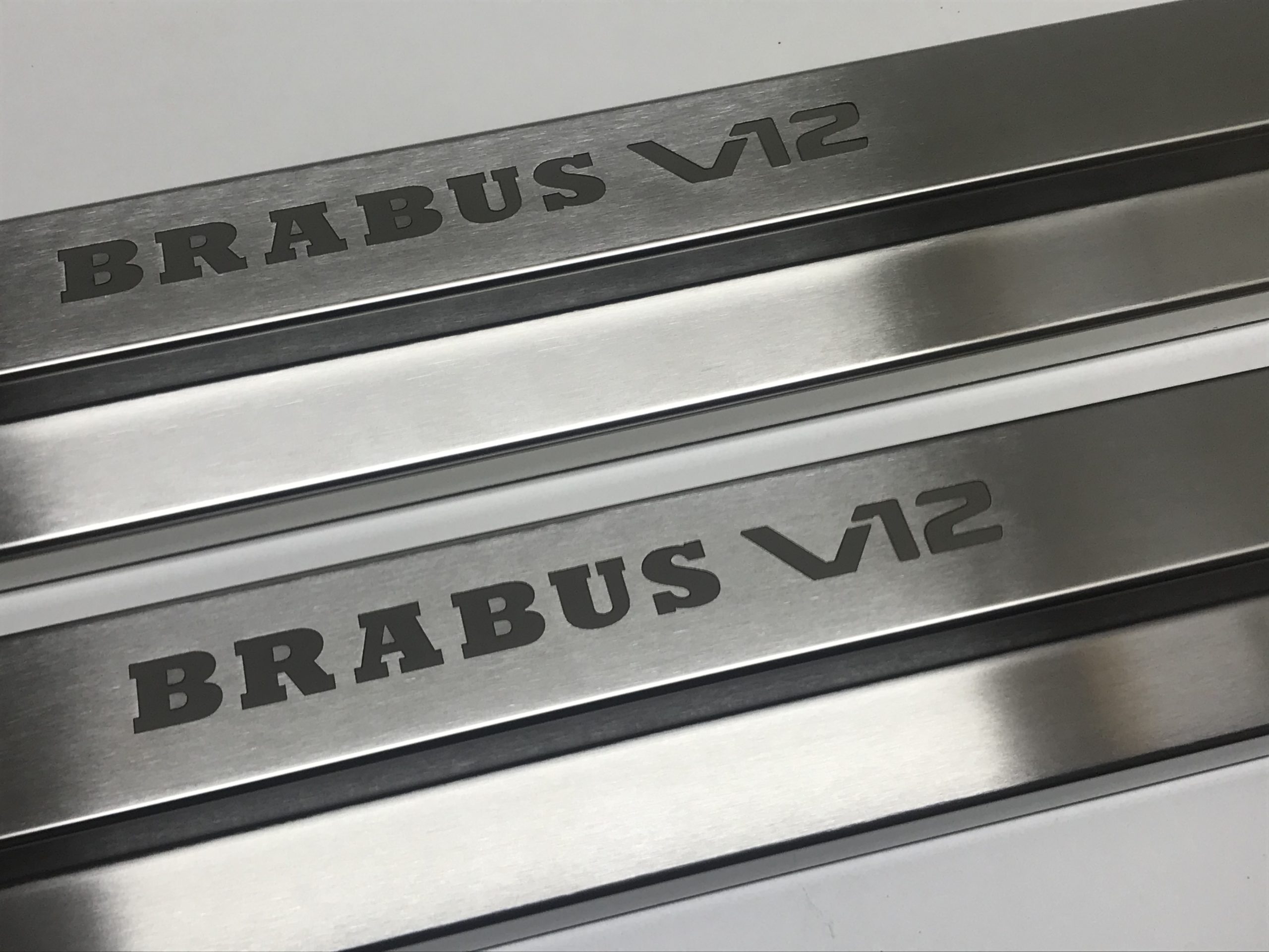 drezcar door sills brabus v12 white mercedes benz w140 sec 2