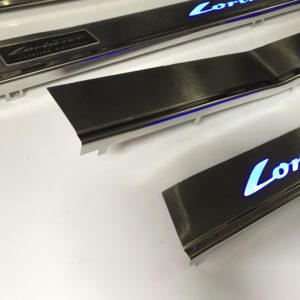 Door sills Lorinser Style Mercedes-Benz W140.