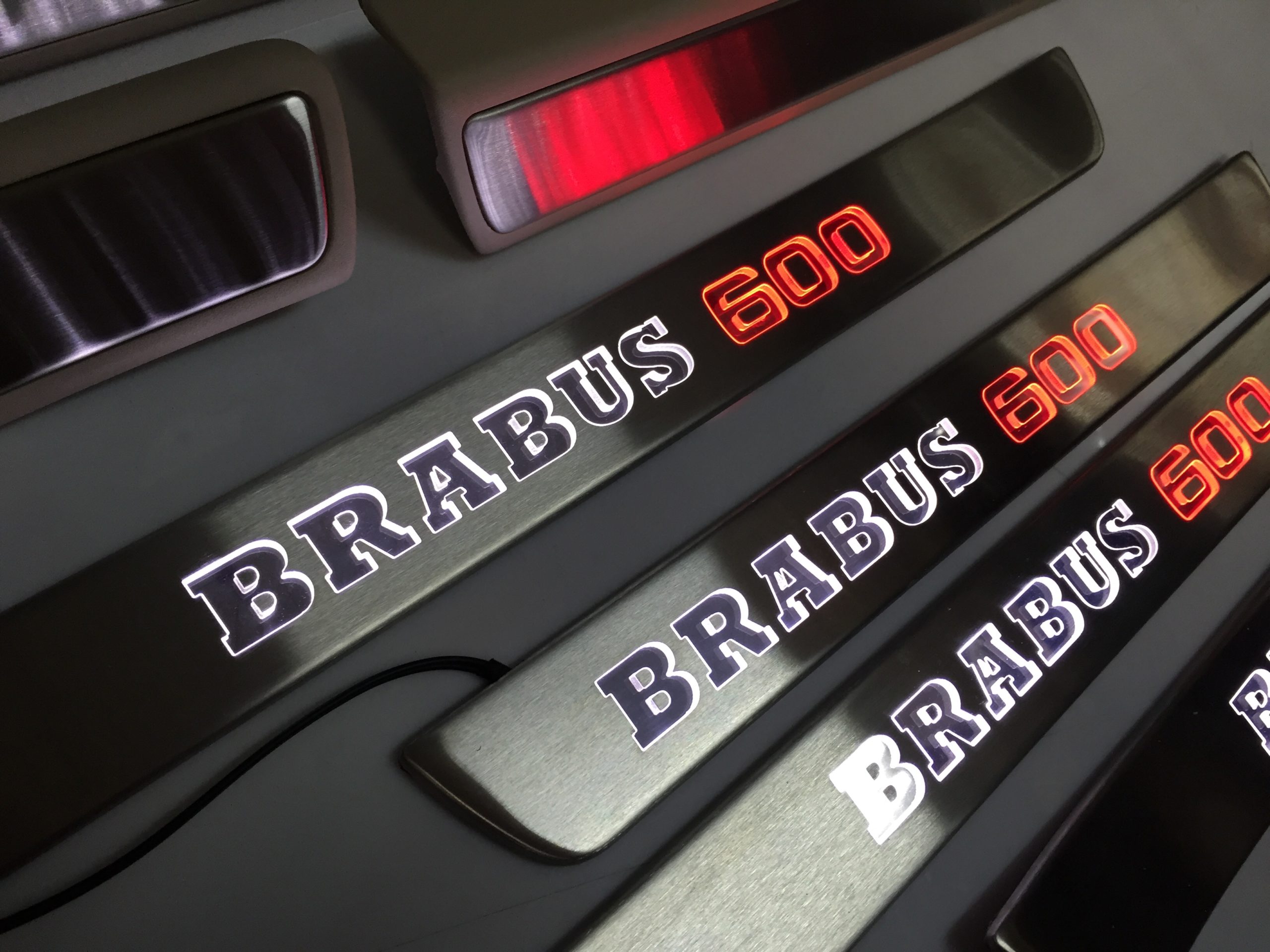drezcar.com door sills brabus 600 mercedes w2222