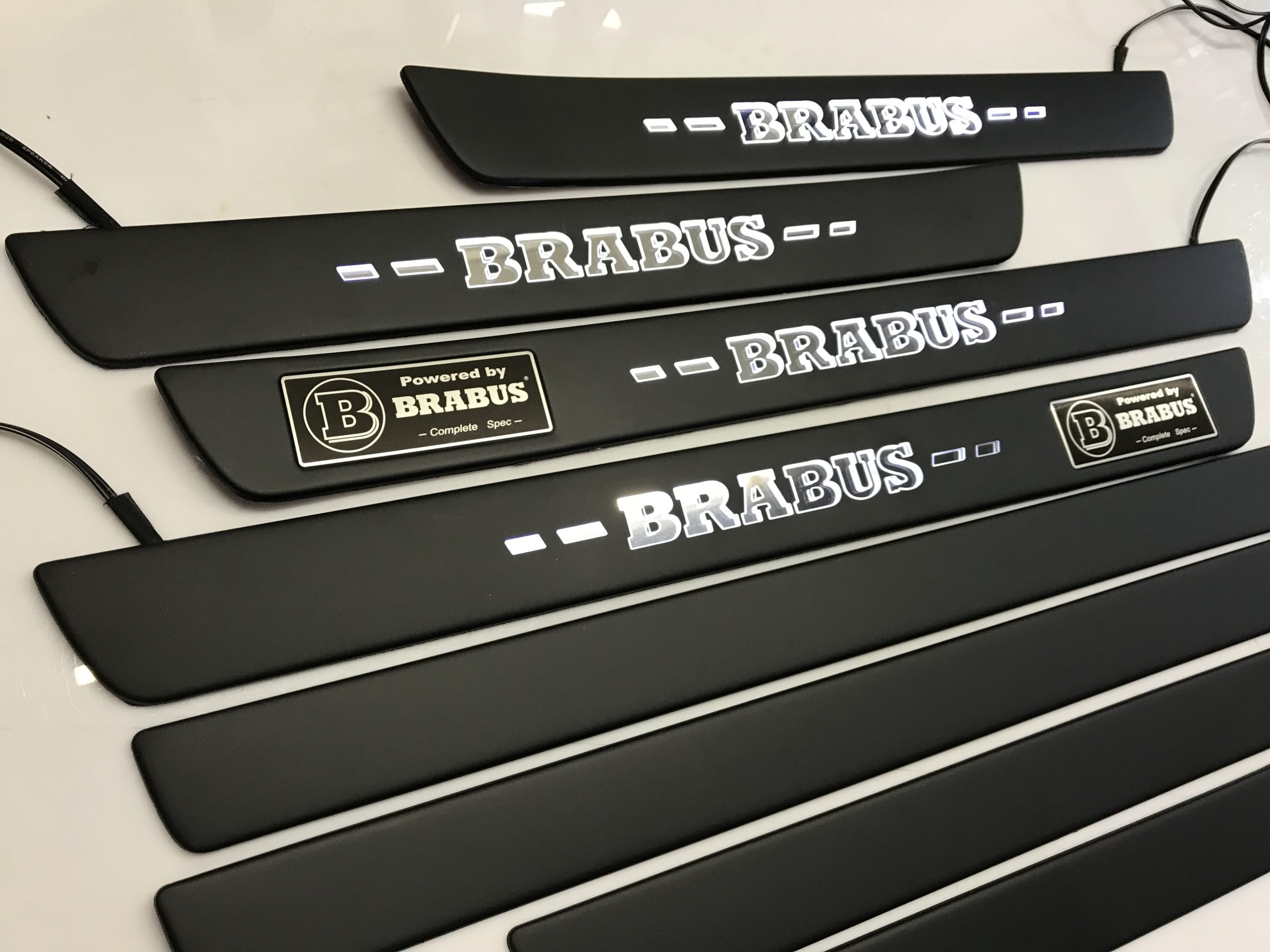 drezcar.com door sills brabus black white mercedes w222 4