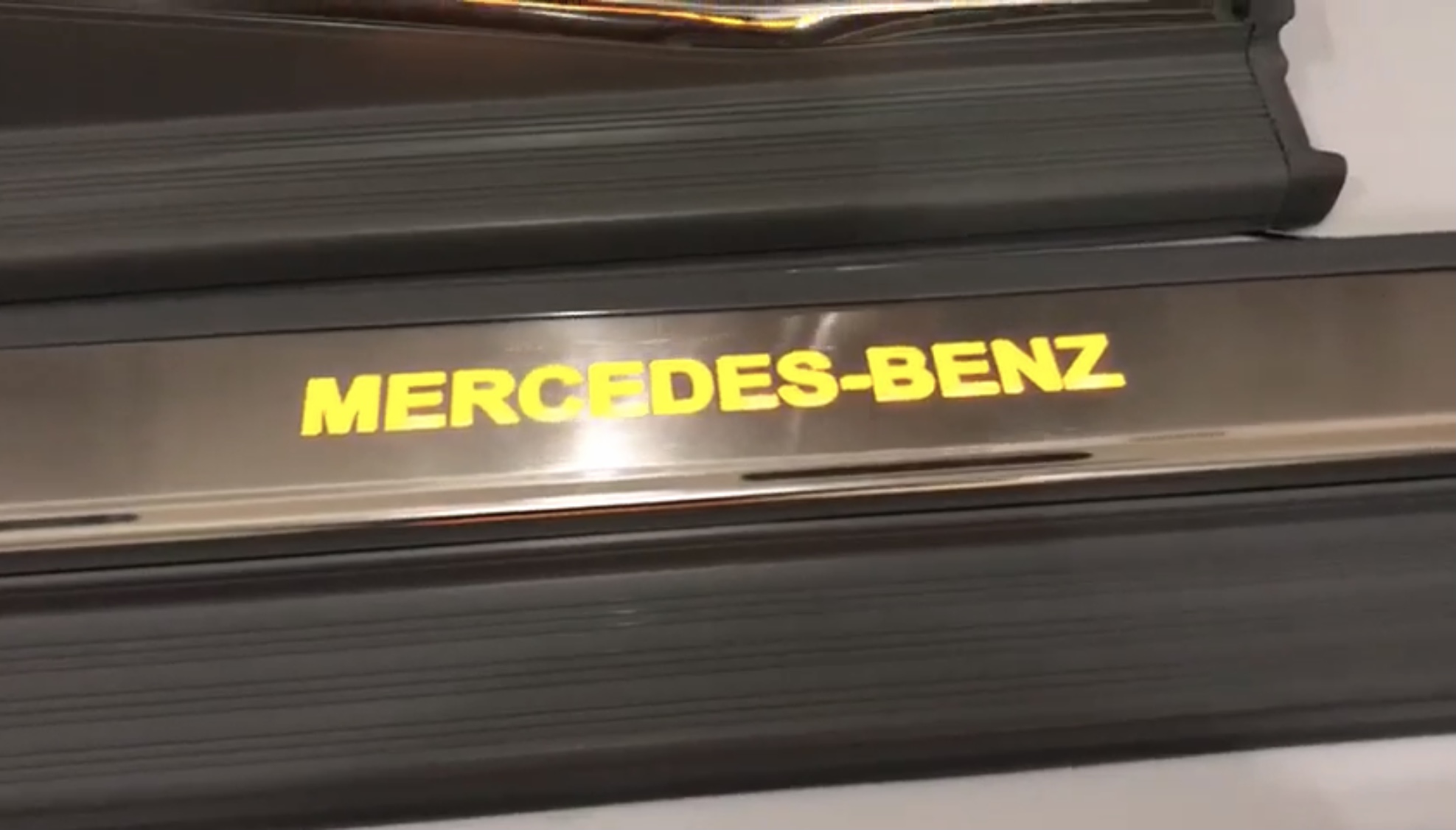 drezcar_door_sills_mercedes_benz yellow w140_3